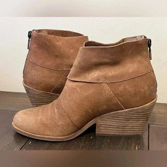Eileen Fisher Tag Ankle Boots Womens size 7.5 - Picture 2 of 9